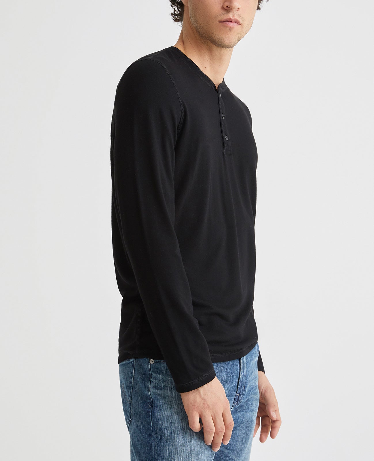 Mens Clyde Henley True Black