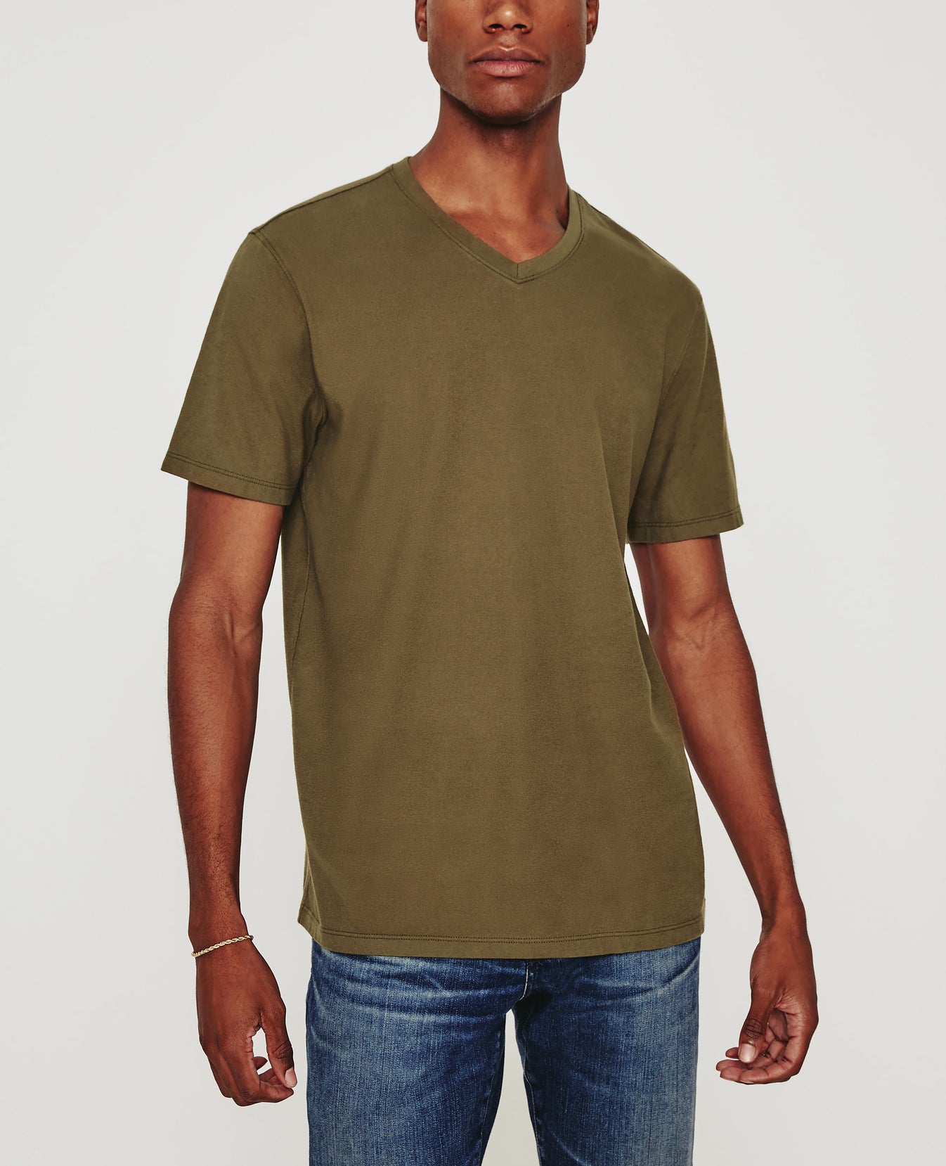 Bryce Vee Notting Vine Classic Fit Vee Men Tops Photo 1