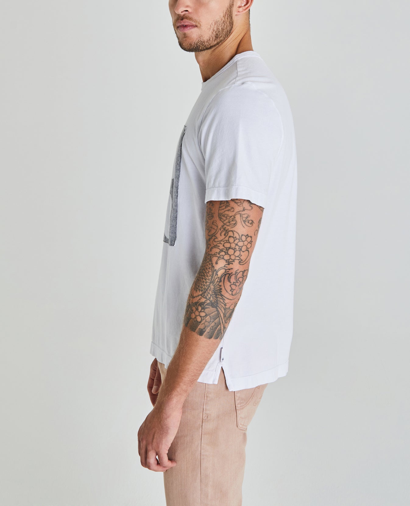 Beckham Crew 49-True White Classic Fit Crew Men Tops Photo 3