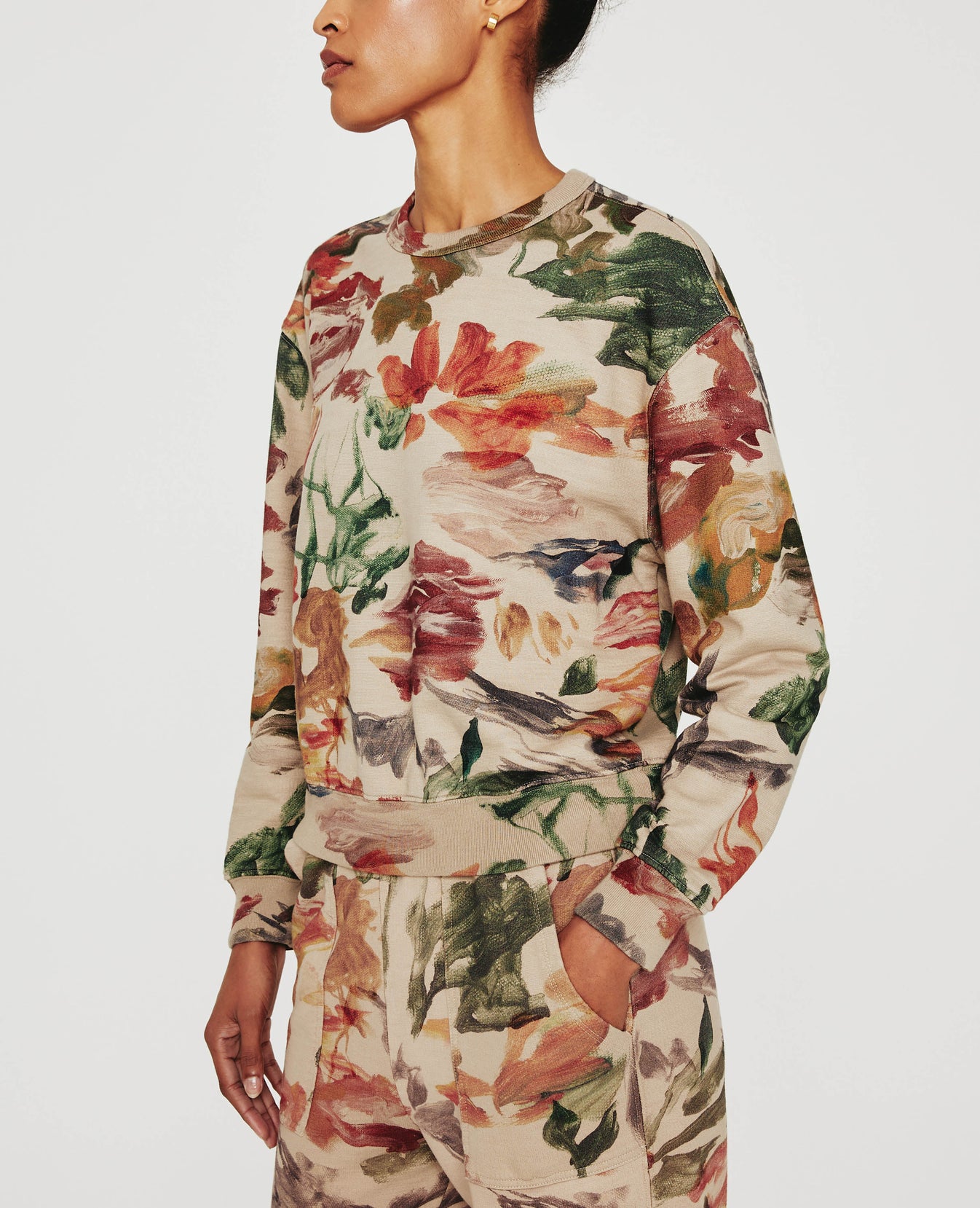 Nova Crew Garden Camo Neutral Multi Womens Top Photo 5