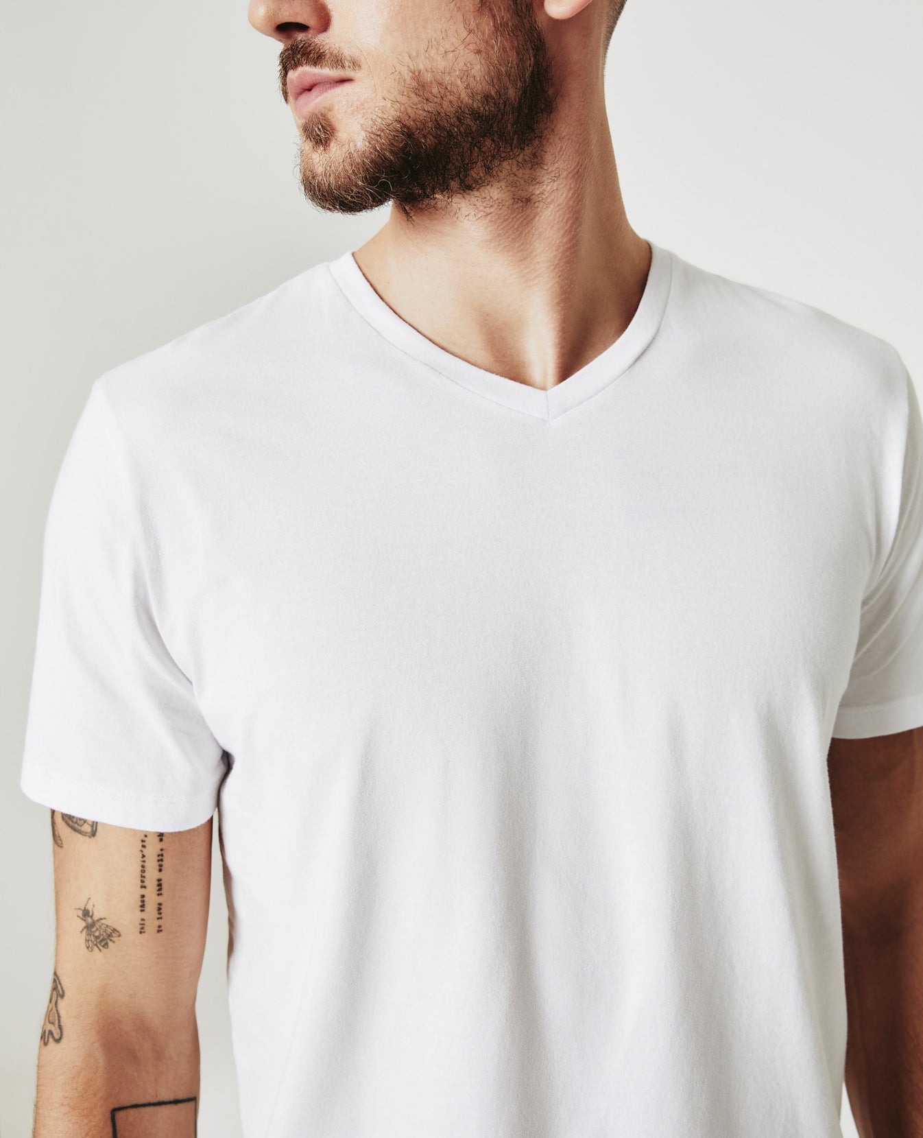 Bryce Vee True White Classic Fit Vee Men Tops Photo 2