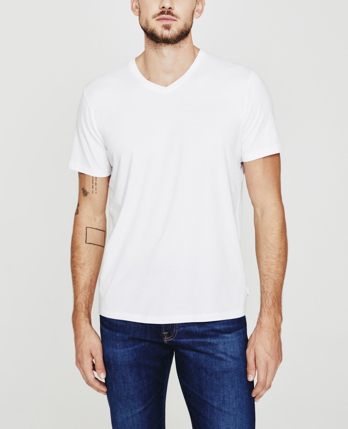 Bryce Vee True White Classic Fit Vee Men Tops Photo 1