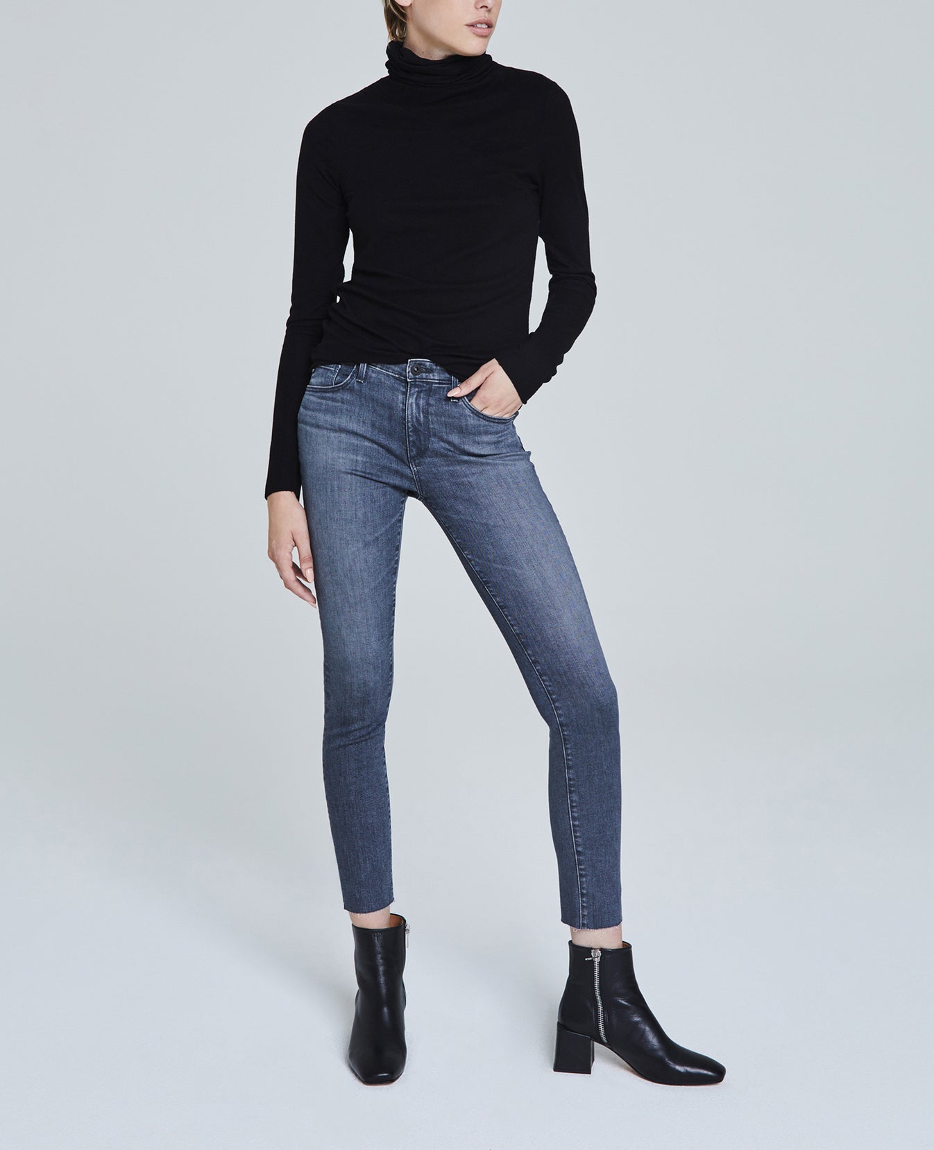 Chels Turtleneck True Black Slim Turtleneck Women Tops Photo 5